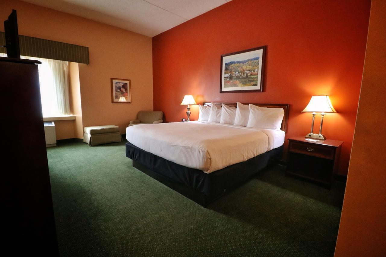 Hotel Mead Resorts & Conventions Center Wisconsin Rapids Buitenkant foto