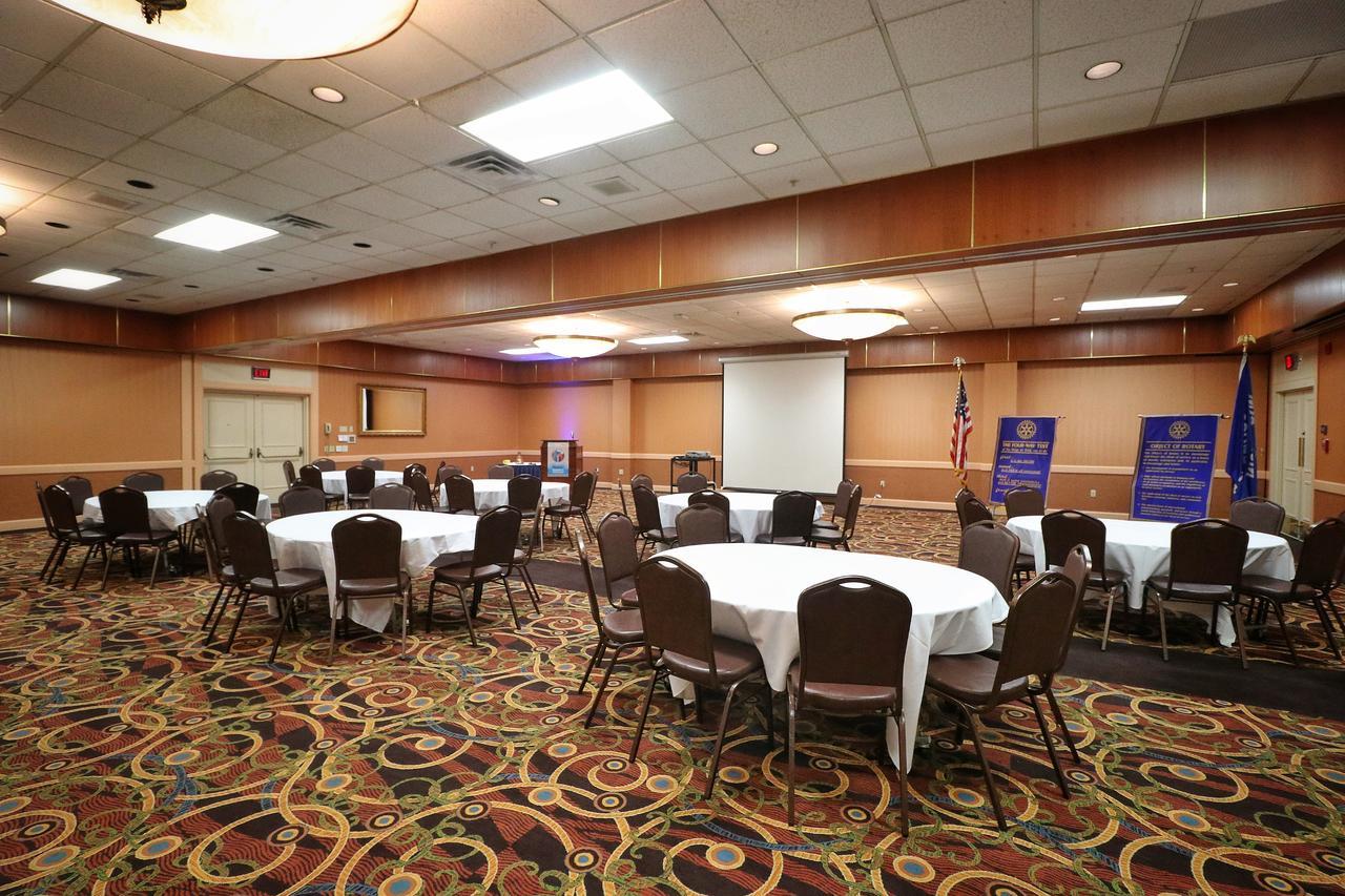 Hotel Mead Resorts & Conventions Center Wisconsin Rapids Buitenkant foto